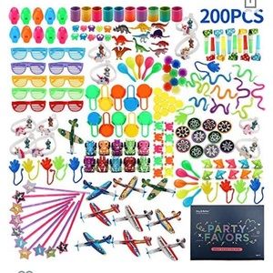 NWTS Kids Party Favors 200 pieces